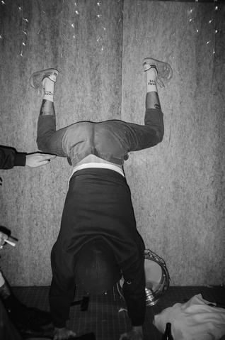 MINI SKIRT & LIQUID FACE